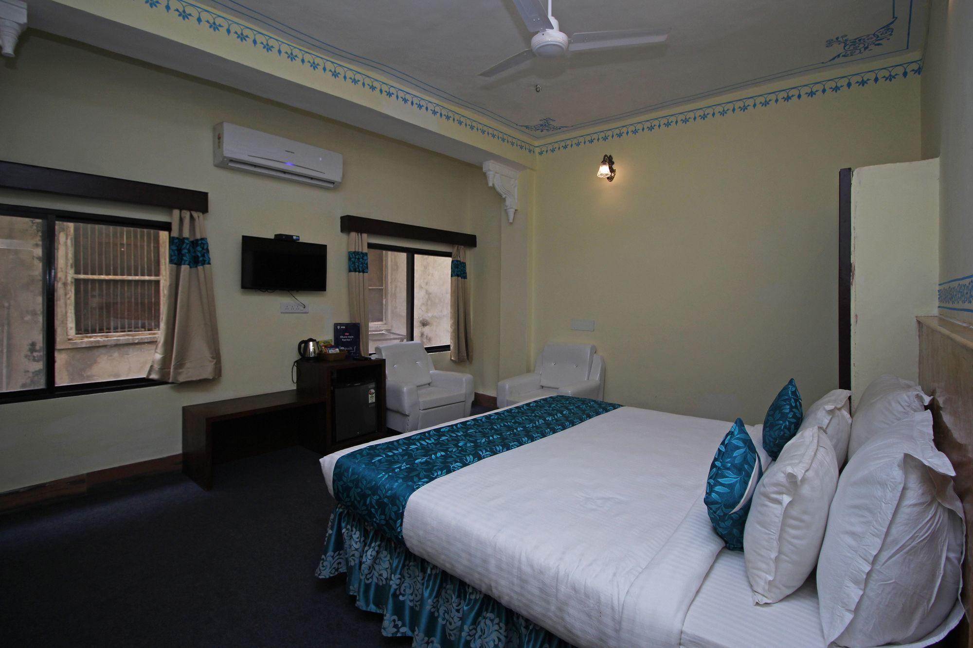 Oyo 9161 Hotel Janak Vilas Udaipur Exterior foto